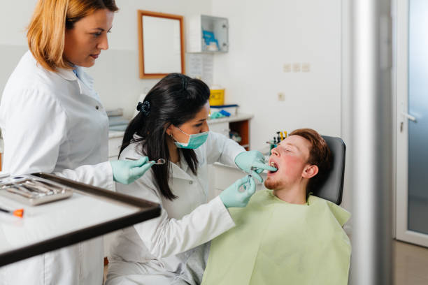 Best Tooth Infection Emergency Dentist  in Gladstone, MO