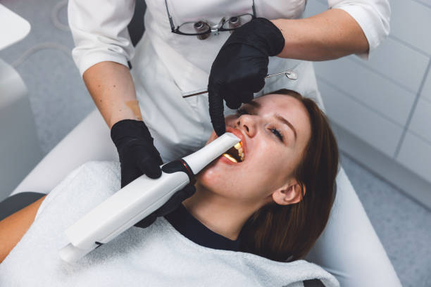 Best Urgent Tooth Repair  in Gladstone, MO